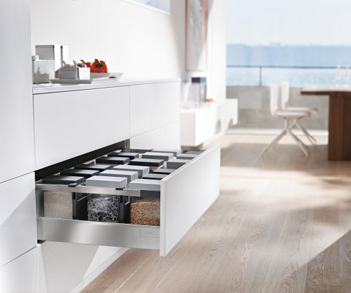 Ящик TANDEMBOX antaro с TIP-ON BLUMOTION (высота D 224, глубина 400 мм, вес ящика до 20 кг), крепление INSERTA, нержавеющая сталь